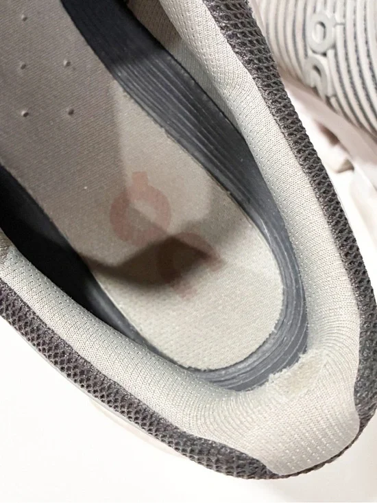 On Cloudswift Shoes Low Top Sneakers Grey White Mens Size 8.5 - Picture 5 of 7